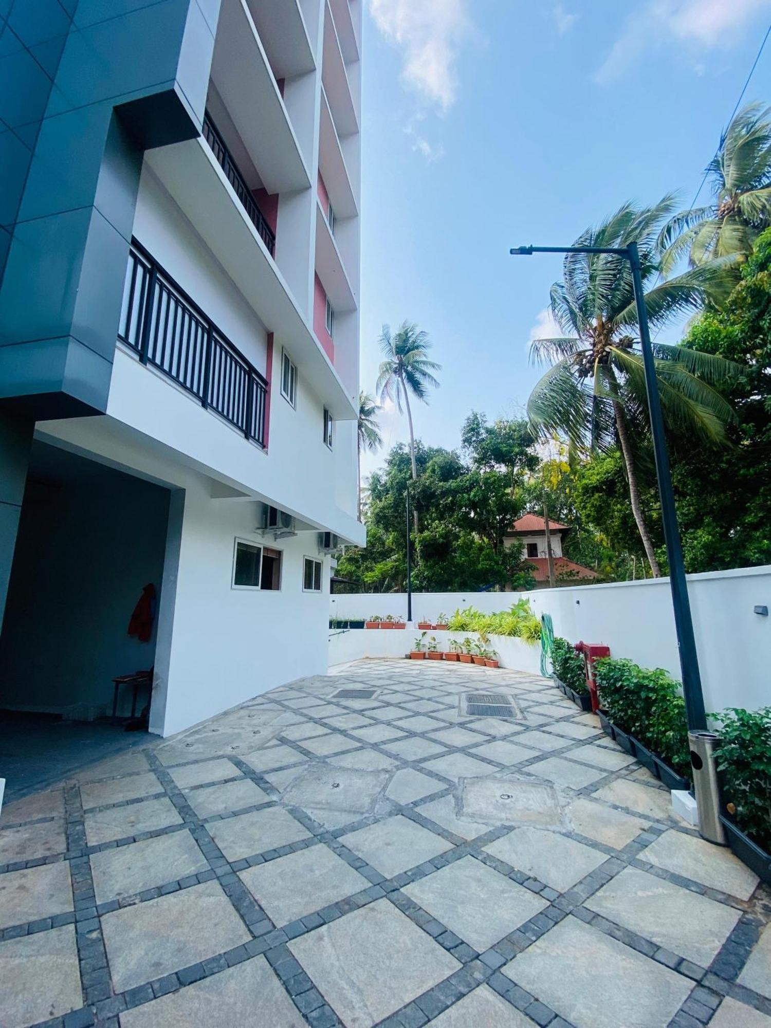 The Habitat Suites Guruvāyūr 외부 사진