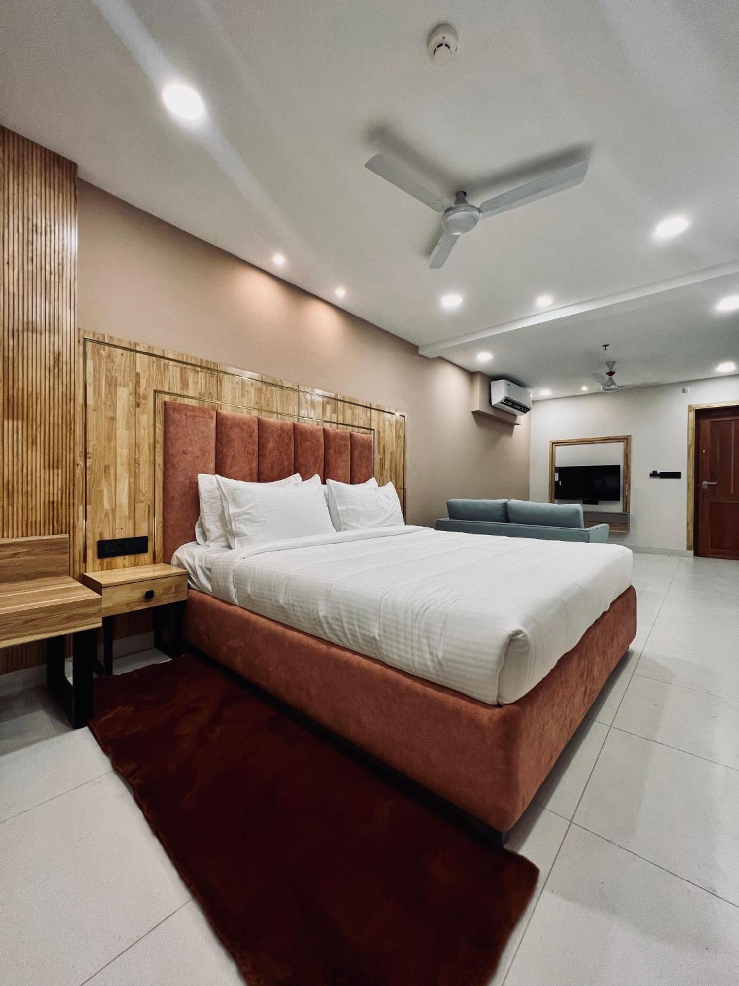 The Habitat Suites Guruvāyūr 외부 사진