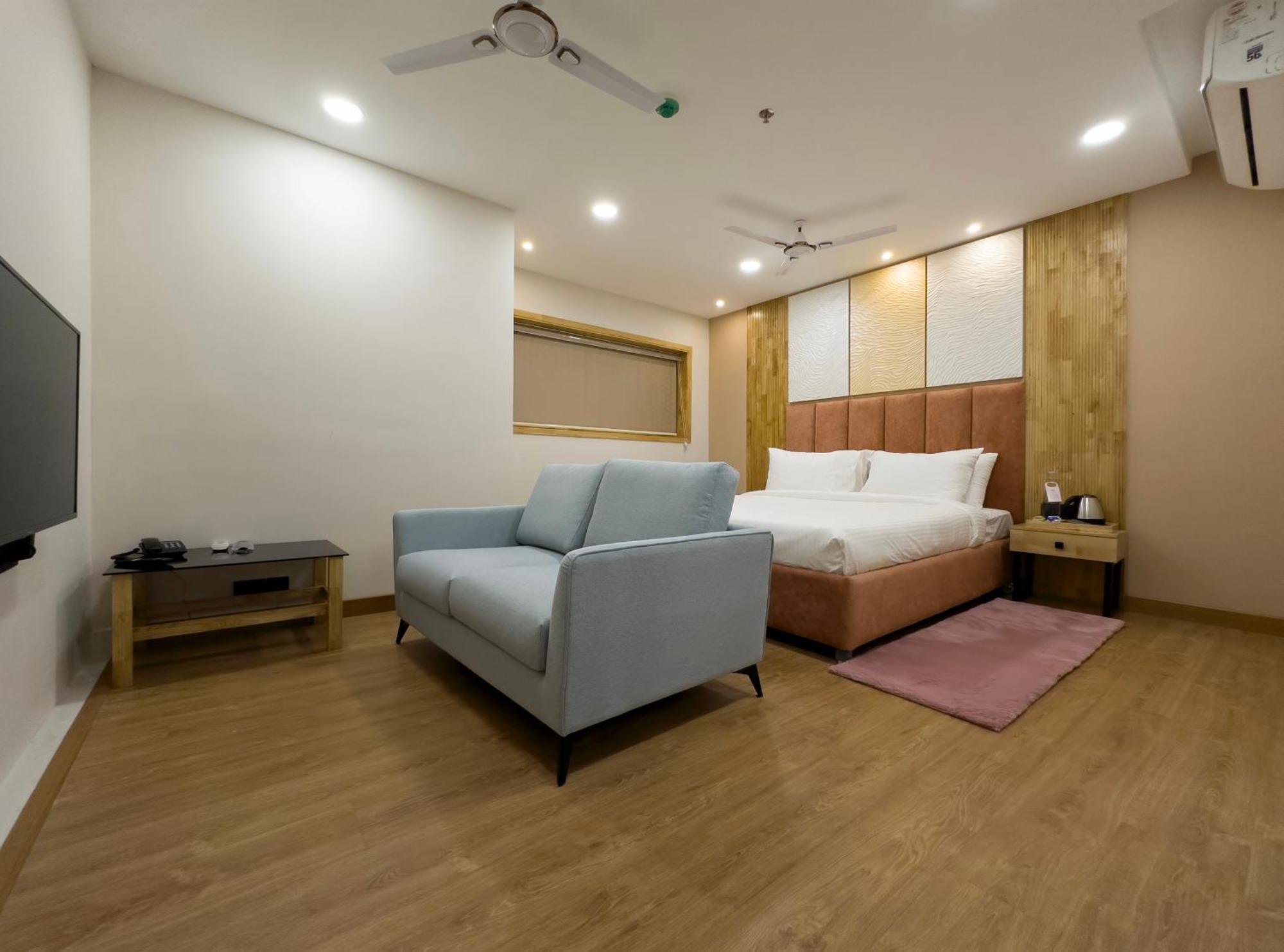 The Habitat Suites Guruvāyūr 외부 사진