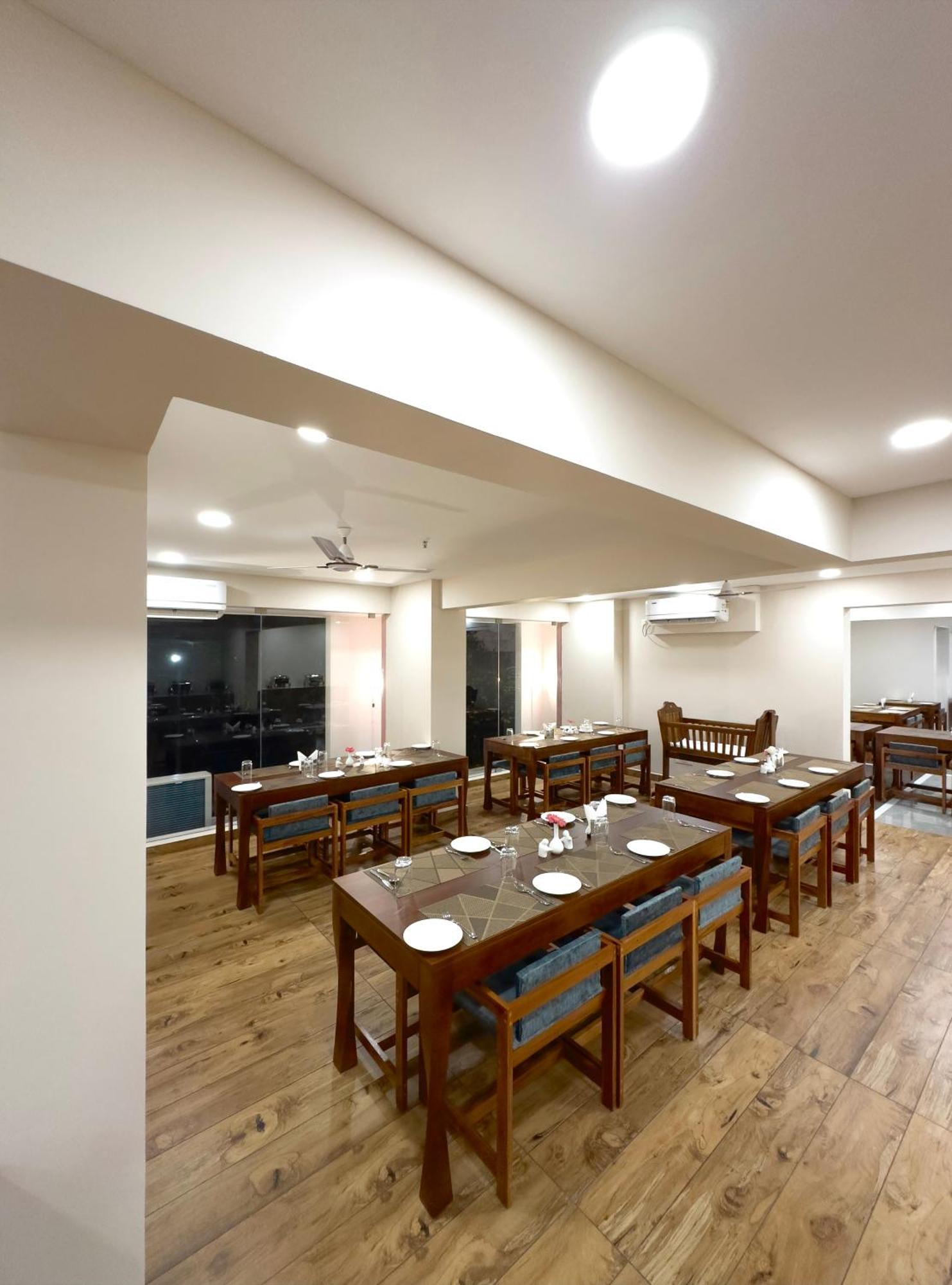 The Habitat Suites Guruvāyūr 외부 사진